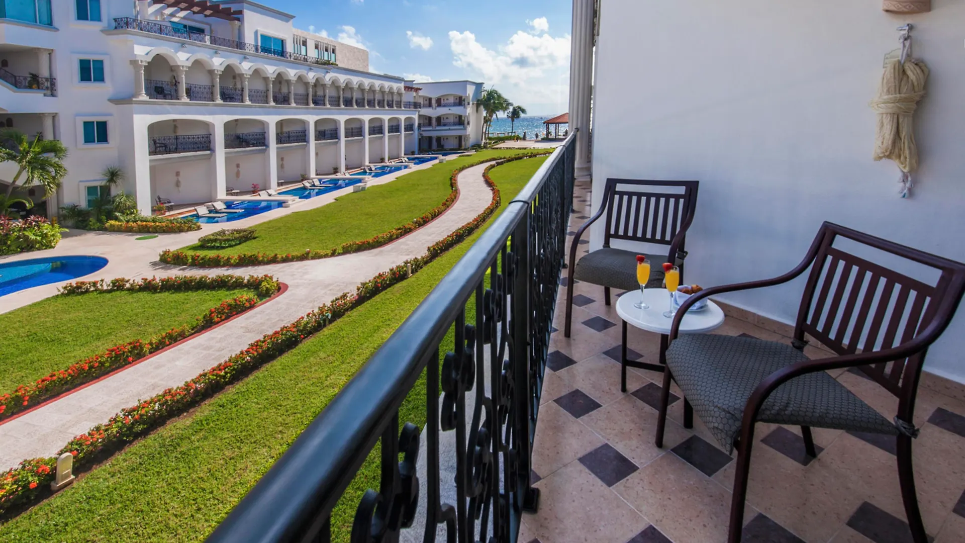 Hyatt Vivid Playa Del Carmen All-Inclusive Adult Only Resort